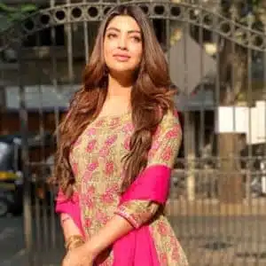 Akanksha Puri Photo Akanksha Puri Photo