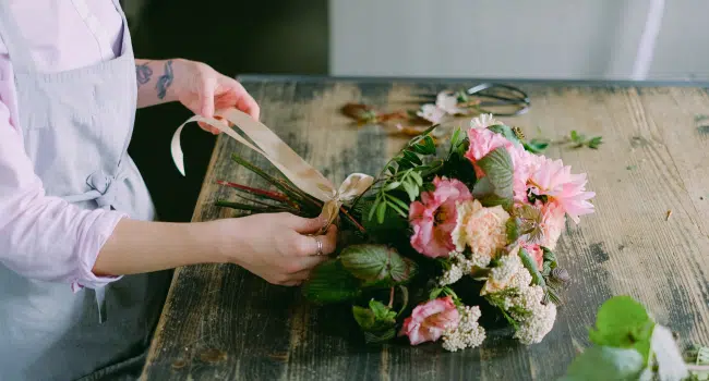 Arrange Flowers