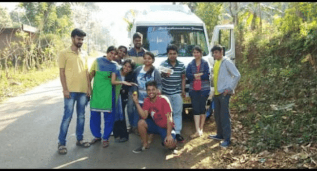 Best Tempo Traveller