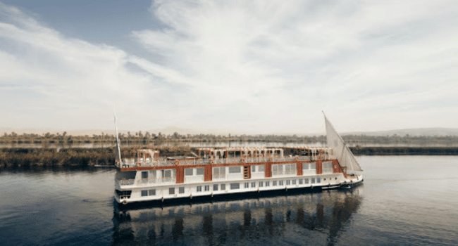 Dahabiya Differs from Larger Cruise Ships