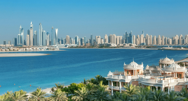 Dubai’s Beachfront Escapes