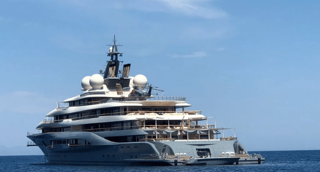 Jeff Bezos superyacht Jeff Bezos superyacht