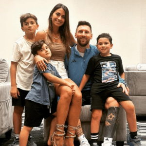 Lionel Messi Family Photo