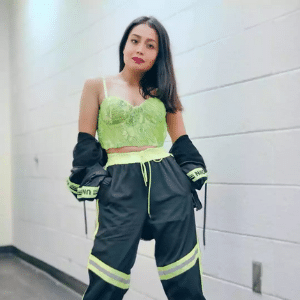 Neha Kakkar Height