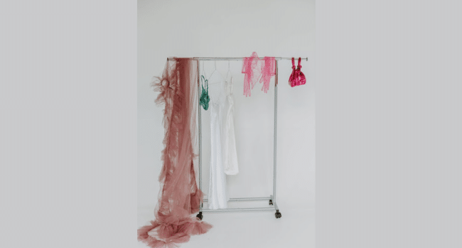 Perfect Outfit for Your Bridal Boudoir Photoshoot