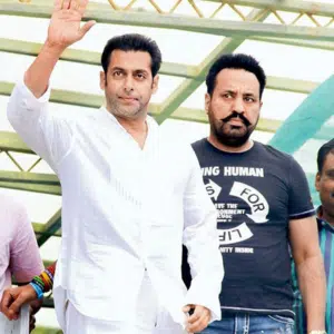 Salman Khan and Bodyguard Shera Photo