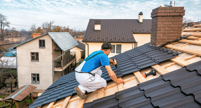 UK Homeowners Book Roof Repairs